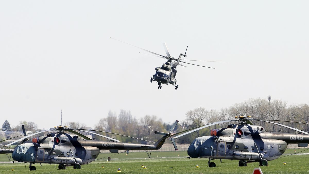 Kvůli ruskému útoku preventivně vzlétly i české vrtulníky nad Polskem